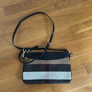 Like New Burberry crossbody